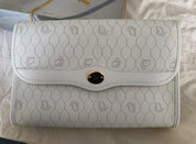 Christian dior - cons