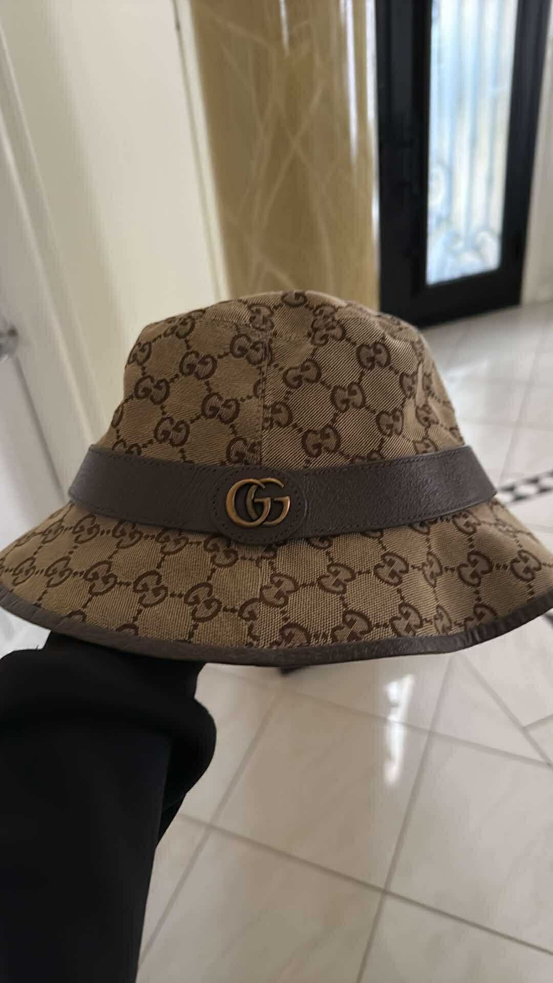 Gucci - CONS