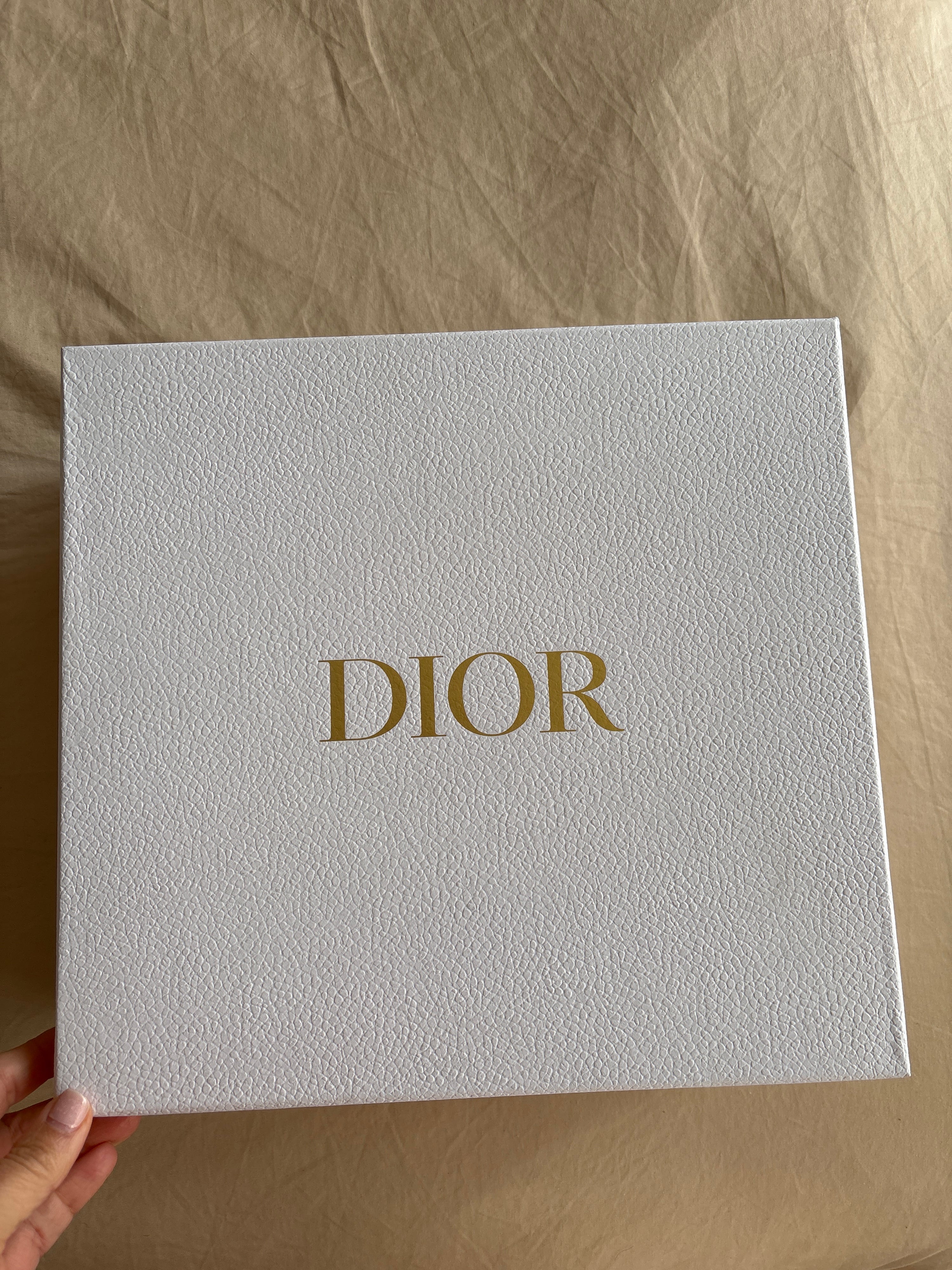 Dior - CONS
